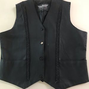 Women’s leather motorcycle vest